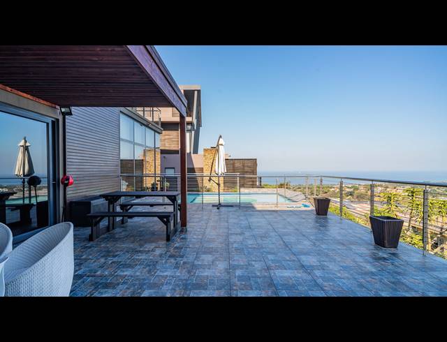 4 BEDROOM FREESTANDING FOR SALE IN LA LUCIA
